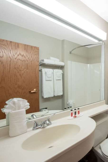 Hotel Microtel Springfield photo 3