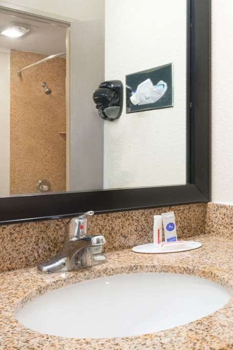 Hotel Days Inn by Wyndham Dalhart photo 3