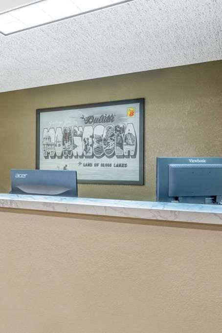 Hotel Super 8 by Wyndham Duluth photo 5