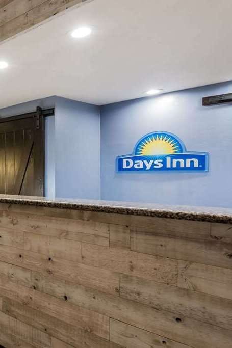 Hotel Days Inn and Suites Lodi photo 5