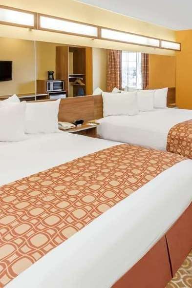 Hotel Microtel Inn & Suites by Wyndham South Bend/At Notre Dame photo 2