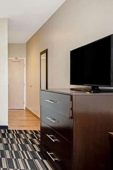 Hotel La Quinta Inn & Suites by Wyndham Cedar City photo 3