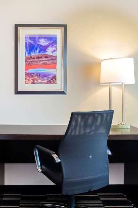 Hotel La Quinta Inn & Suites by Wyndham Cedar City photo 5