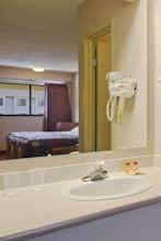 Hotel DI Ovrlnd Prk/Mtclf photo 3