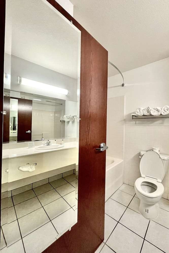 Hotel FairBridge Inn & Suites Cleburne photo 2