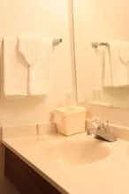 Hotel FAIRBRIDGE INN & SUITES KELLOGG photo 1