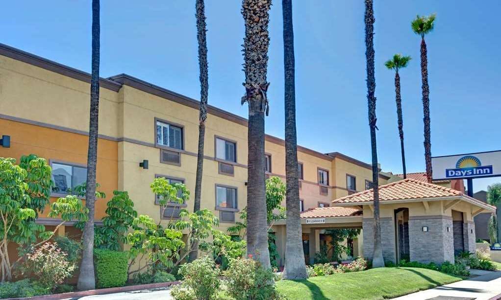 Days Inn by Wyndham West Covina