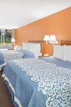 Hotel Days Inn by Wyndham Orangeburg South photo 1