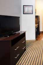 Hotel Super 8 by Wyndham Carthage TX photo 3