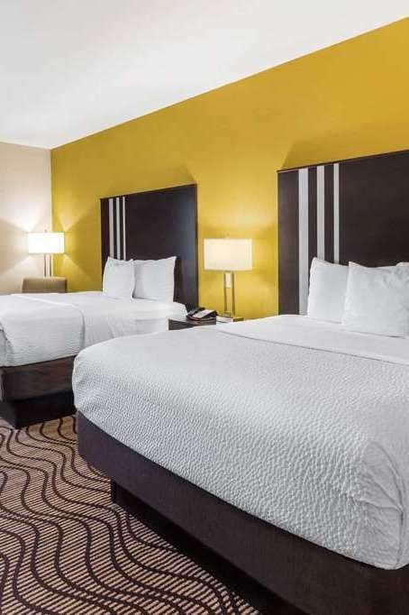 Hotel La Quinta Inn & Suites by Wyndham Artesia photo 1