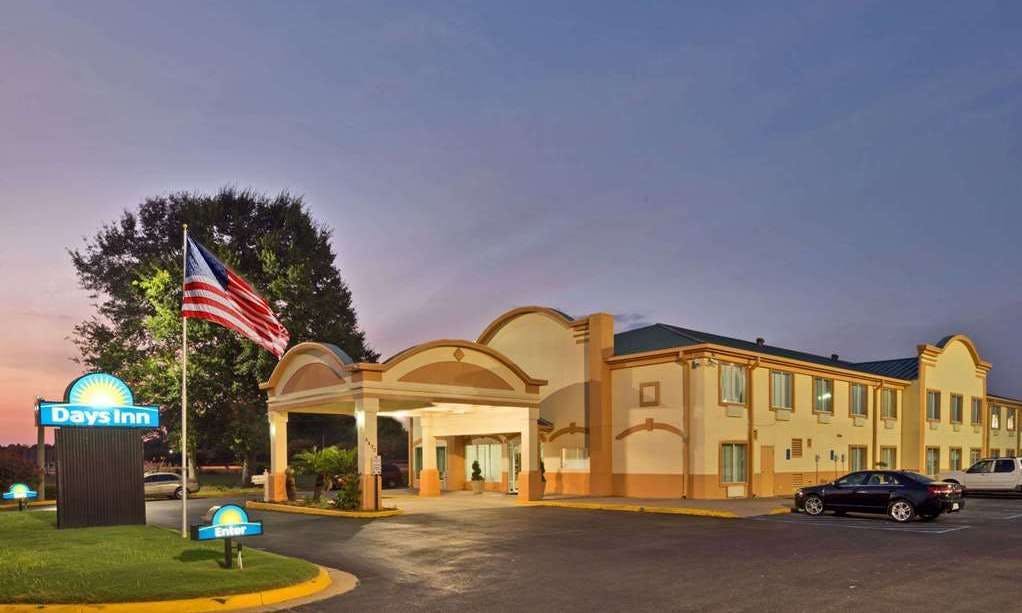 Days Inn by Wyndham Coliseum Montgomery AL