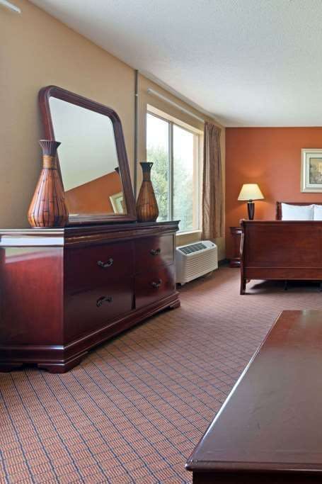 Hotel Days Inn by Wyndham Coliseum Montgomery AL photo 5