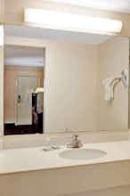 Hotel Travelodge by Wyndham North Richland Hills/Dallas/Ft Worth photo 5