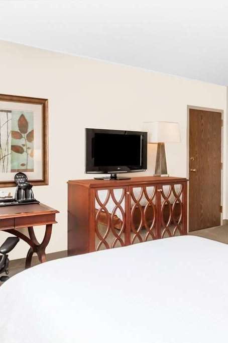 Hotel Wyndham Indianapolis Airport photo 4