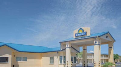 Days Inn by Wyndham Deming