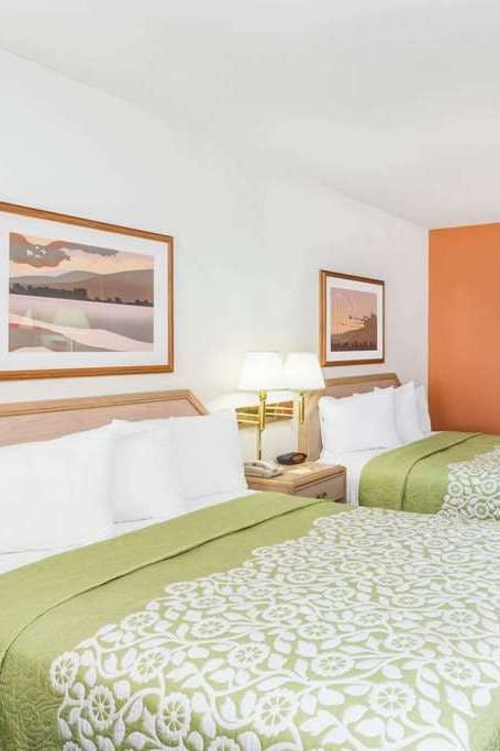 Hotel Days Inn by Wyndham Deming photo 2