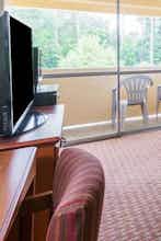 Hotel Days Inn by Wyndham Ocala North photo 3