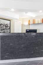 Hotel Super 8 Stettler photo 5