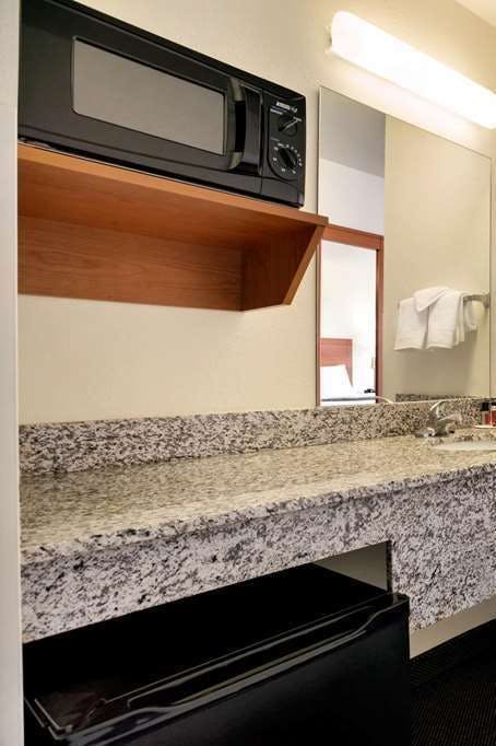 Hotel Travelodge Douglas photo 4