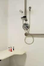 Hotel Travelodge Douglas photo 5
