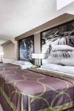 Hotel Super 8 by Wyndham Pigeon Forge Dollywood Lane photo 1