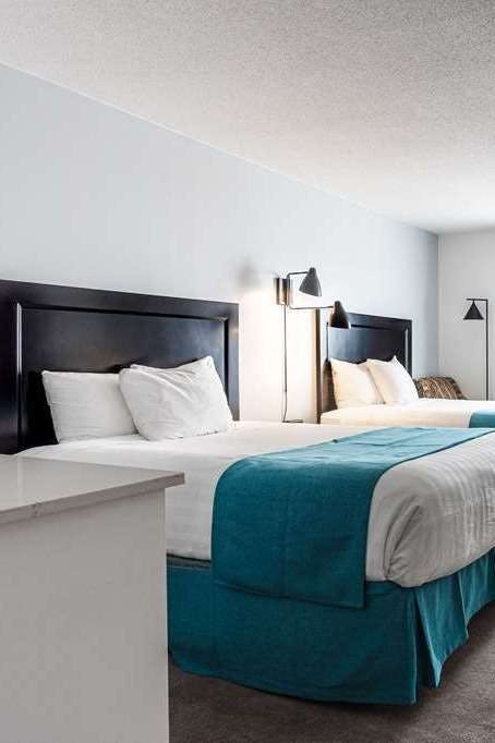 Hotel Ramada by Wyndham Surrey/Langley photo 3