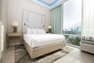 Hotel Wyndham Garden at Niagara Falls photo 3