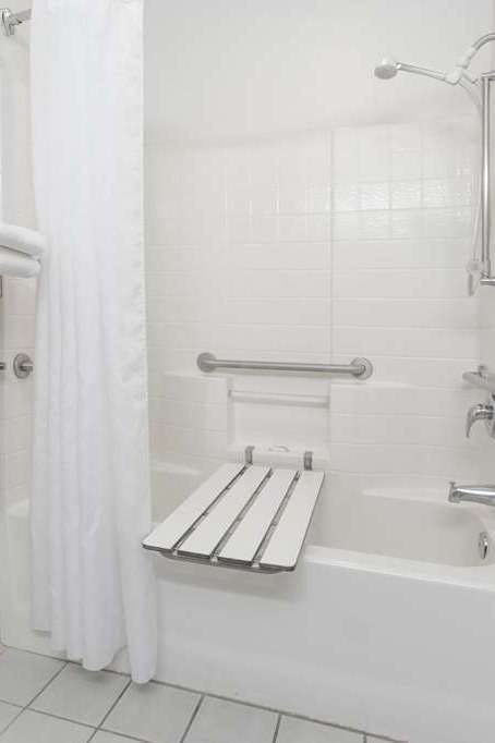 Hotel Microtel Inn & Suites by Wyndham Modesto Ceres photo 4