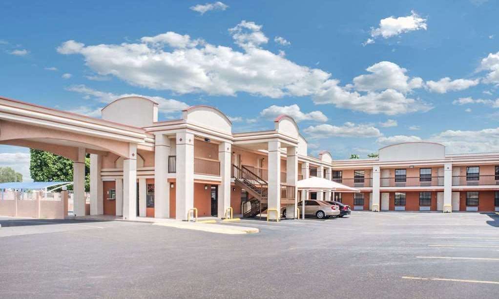 Days Inn by Wyndham McAllen