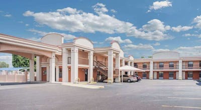 Days Inn by Wyndham McAllen