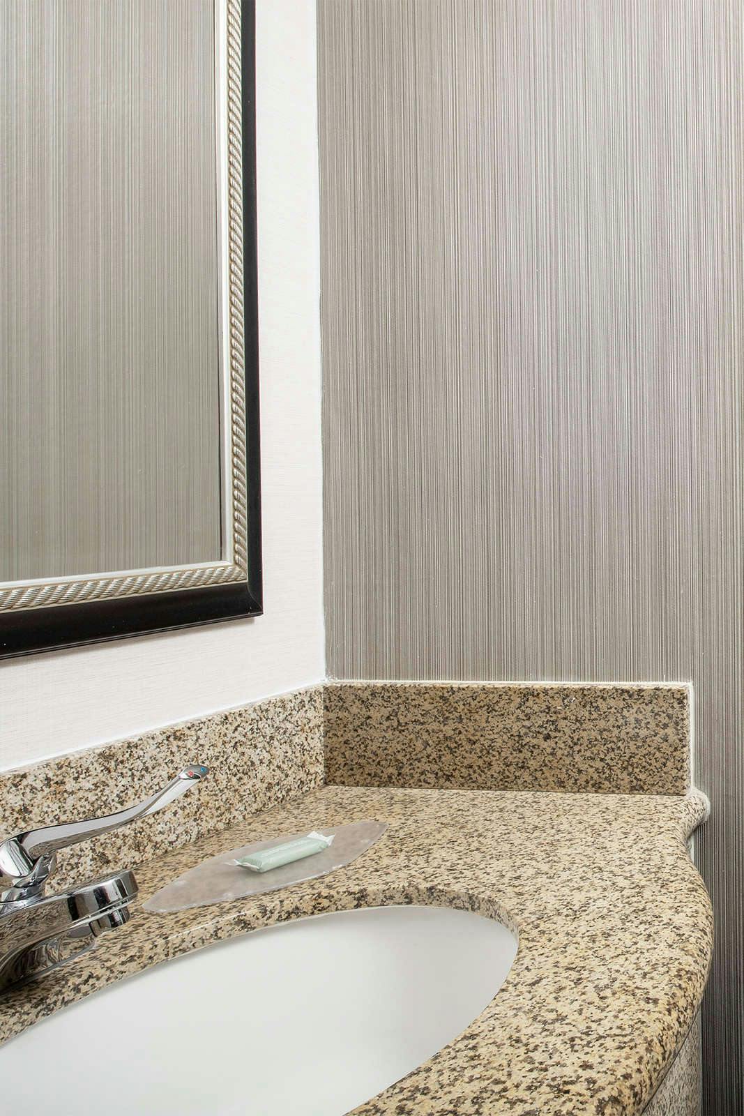 Hotel Courtyard by Marriott Seattle Kirkland photo 5