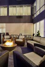 Hotel Holiday Inn Express & Suites Evansville Downtown photo 5
