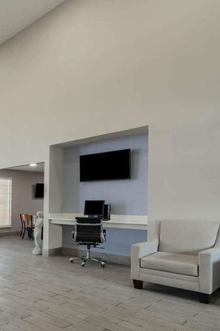 Hotel Super 8 by Wyndham Amarillo West photo 2