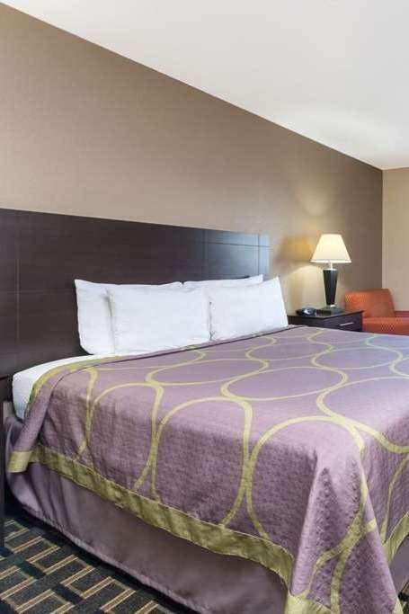 Hotel Super 8 Springfield East photo 2