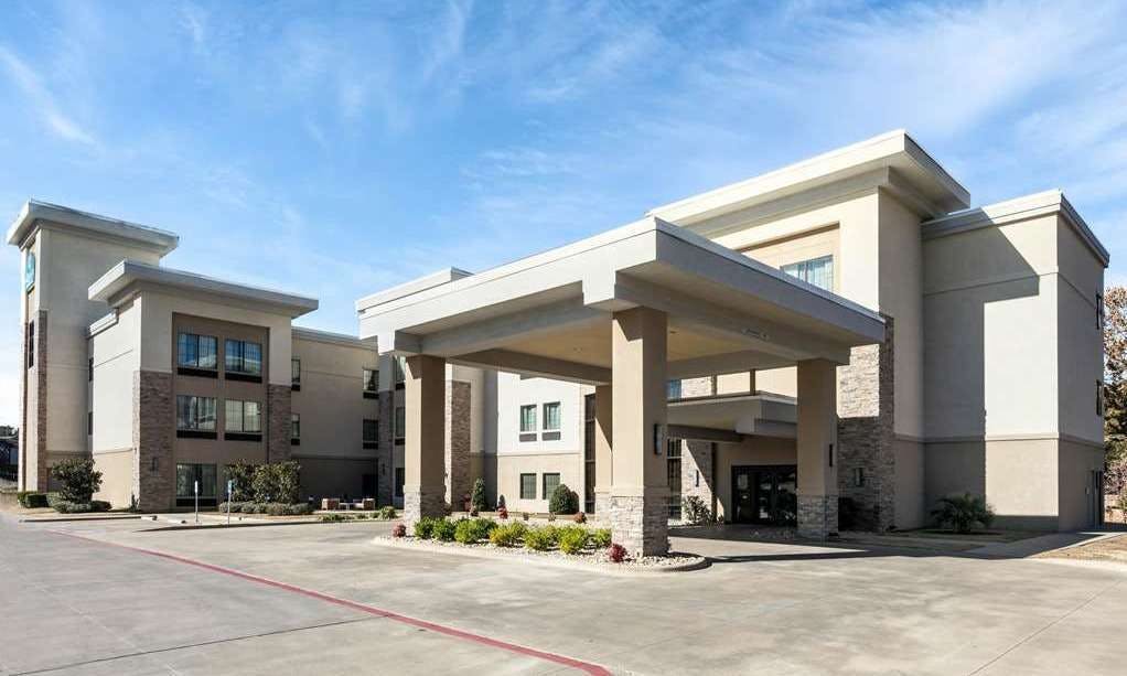 La Quinta Inn & Suites by Wyndham Tyler - University Area