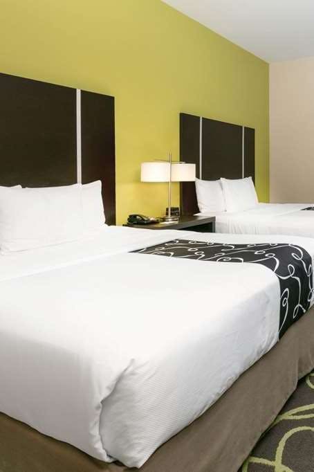 Hotel La Quinta Inn & Suites by Wyndham Tyler - University Area photo 2