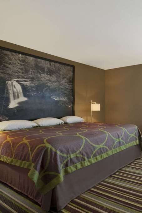 Hotel Super 8 by Wyndham Pocatello photo 1