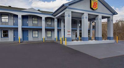 Super 8 by Wyndham Nashville West