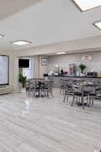 Hotel Super 8 Nashville TN photo 2