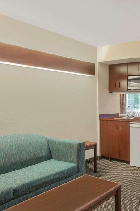 Hotel Microtel Inn Meridian photo 4