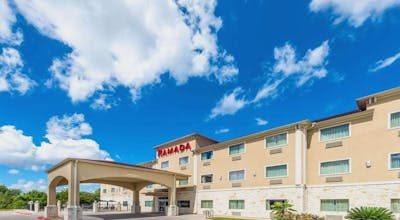 Ramada by Wyndham College Station