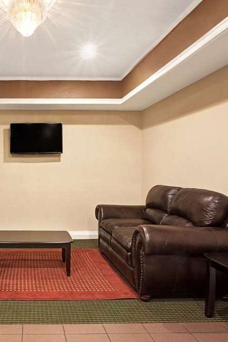 Hotel Super 8 by Wyndham Pearl/Jackson/East photo 5