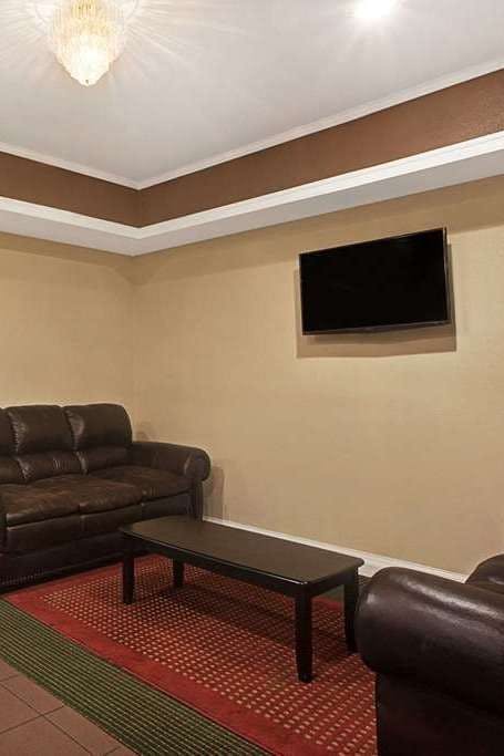 Hotel Super 8 by Wyndham Pearl/Jackson/East photo 4