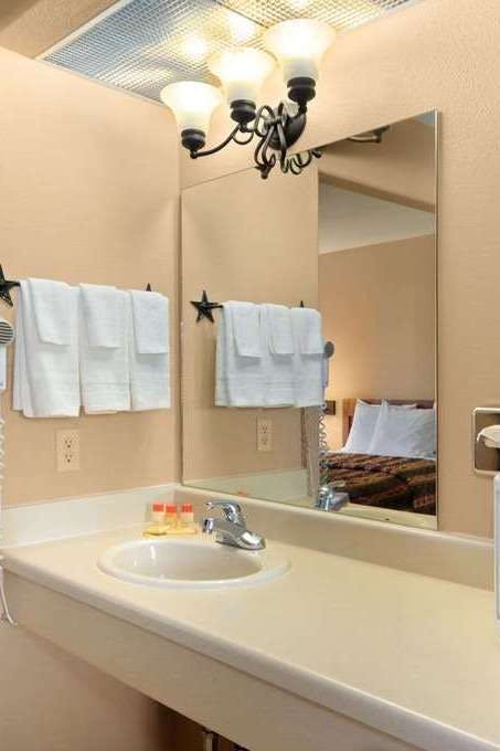 Hotel Days Inn & Suites by Wyndham Llano photo 5