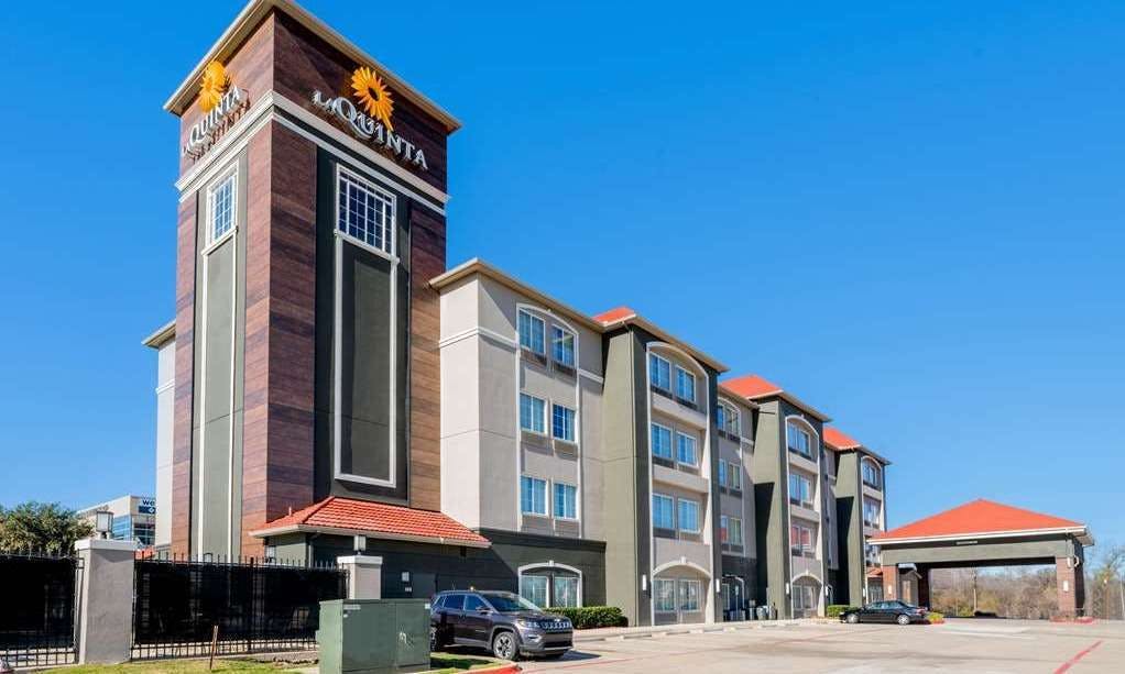 La Quinta Inn & Suites by Wyndham Fort Worth Arlington West