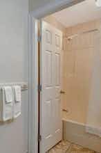 Hotel Days Inn by Wyndham Vernon photo 5