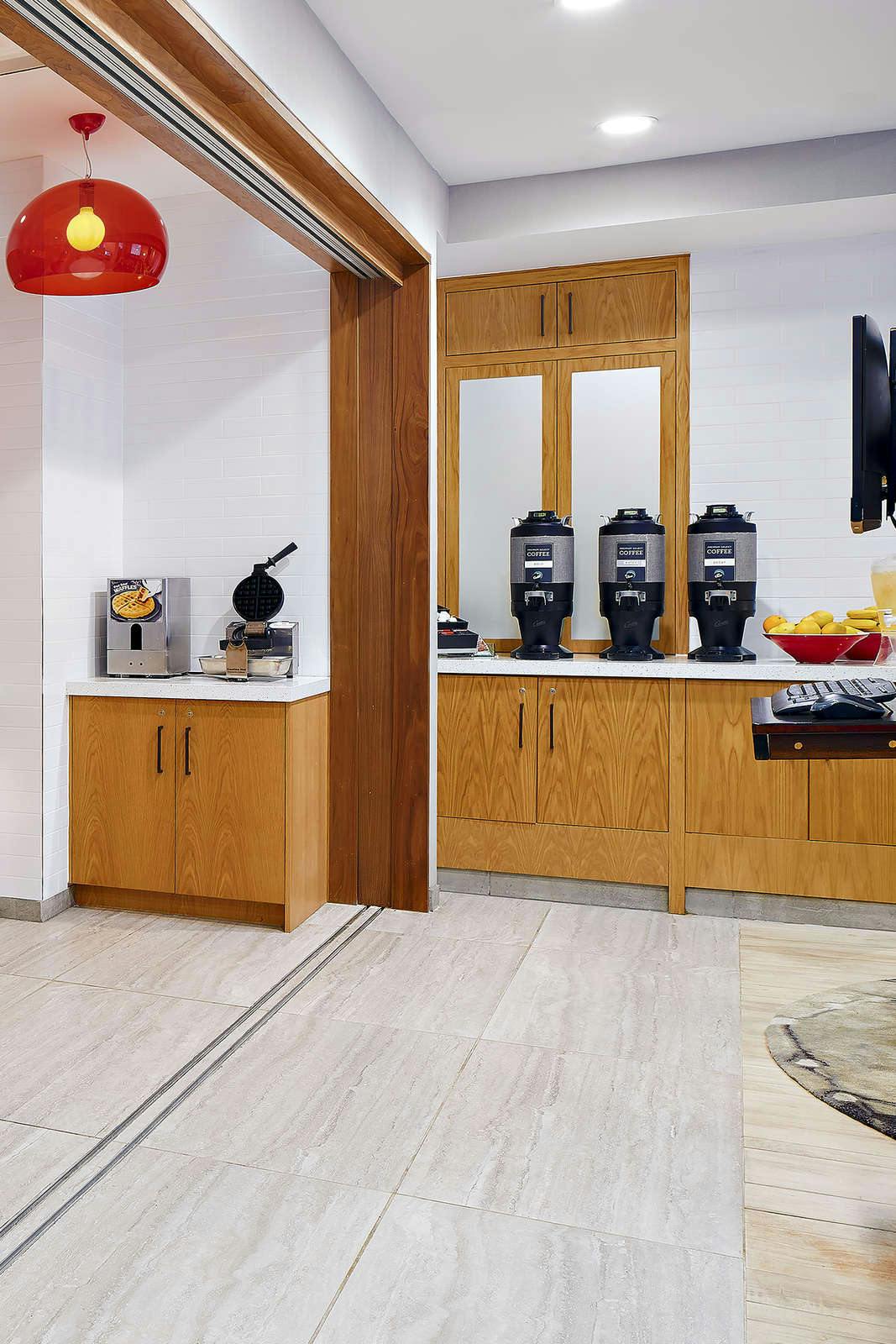 Hotel TownePlace Suites by Marriott Times Square photo 5