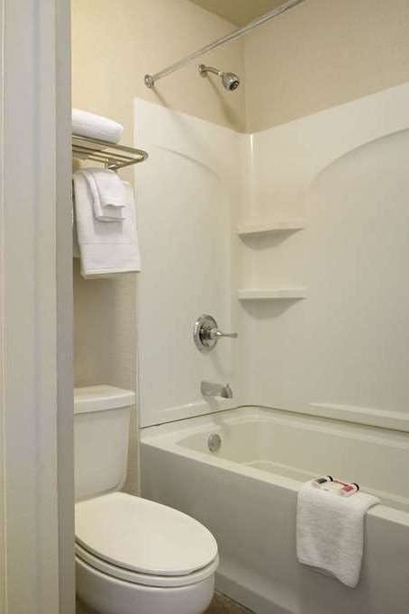 Hotel Travelodge by Wyndham Winslow photo 5