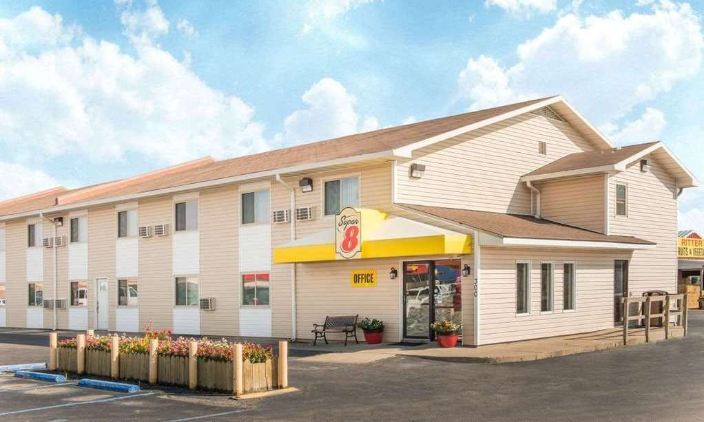 Super 8 by Wyndham Moberly MO