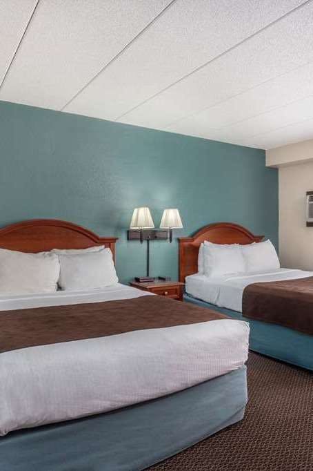 Hotel AmericInn NRichmond photo 2